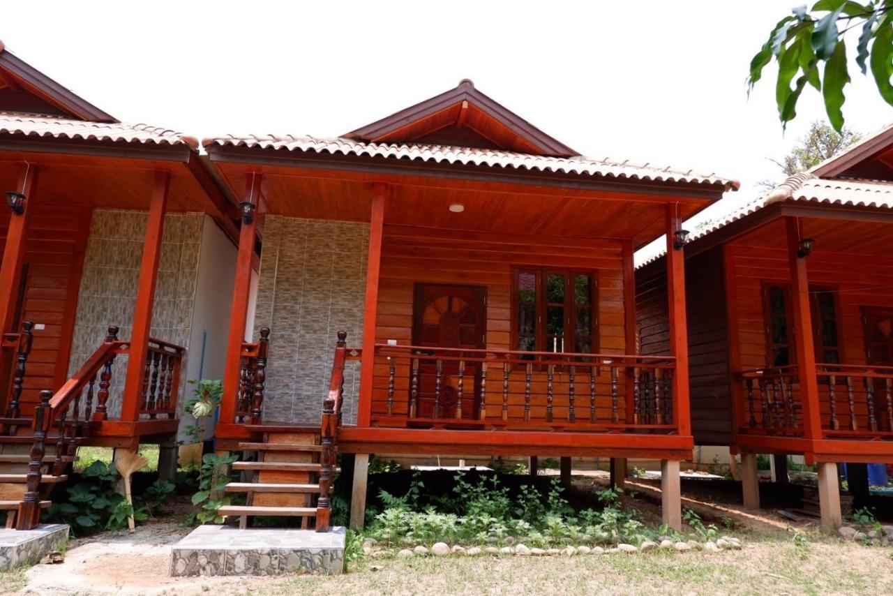 Letana Guesthouse Ban O Exterior foto