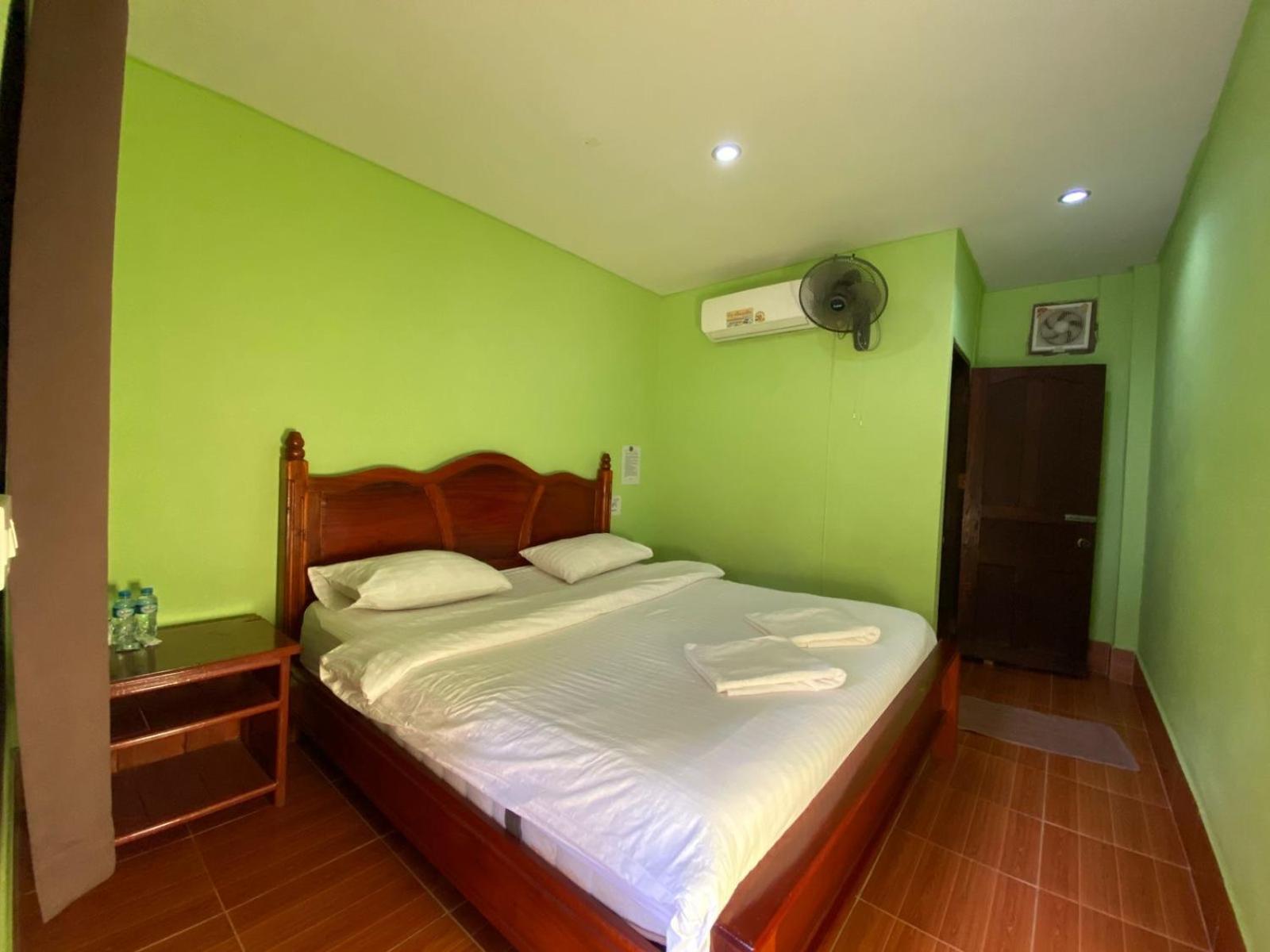 Letana Guesthouse Ban O Exterior foto